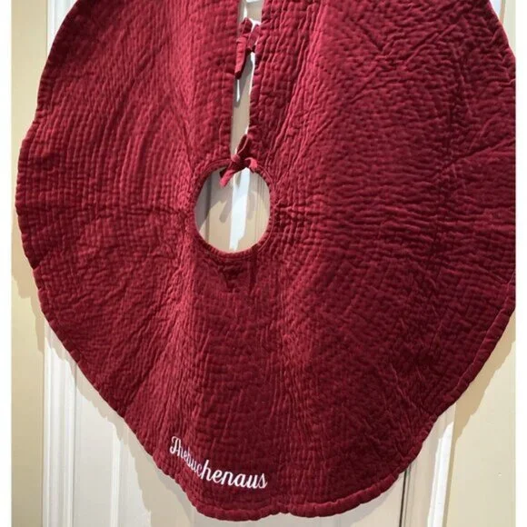 Velvet Quilted Tree Skirt